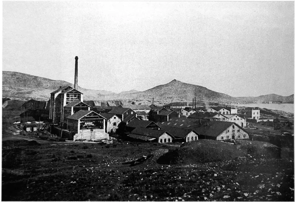 Usine de la Compagnie française des mines du Laurion près d’Athènes en Grèce, photographie vers 1890